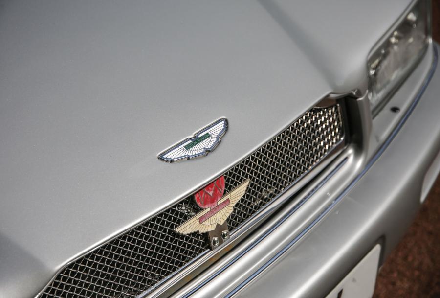 Логотип Aston Martin Virage Volante Diamond Jubilee (60200) 1995 года  (фото 12 из 24)